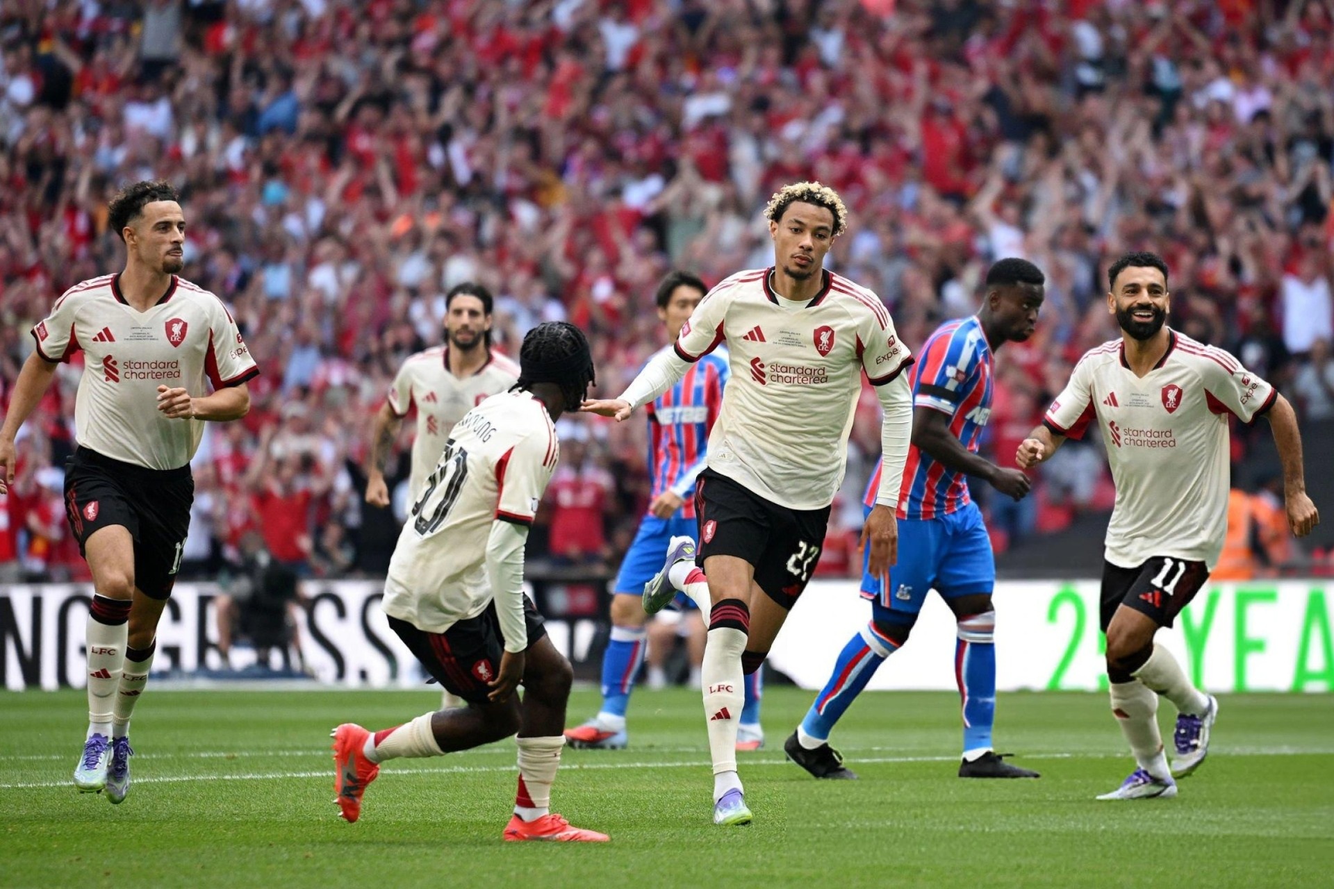 Crystal Palace 1-1 Liverpool (hiệp 1): Mateta gỡ hòa