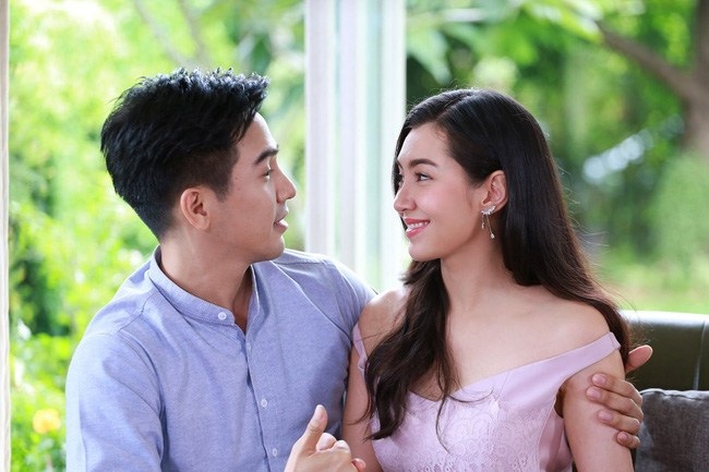 Sắp cưới vợ, tôi bỗng dưng... yêu chị đồng nghiệp hơn 9 tuổi