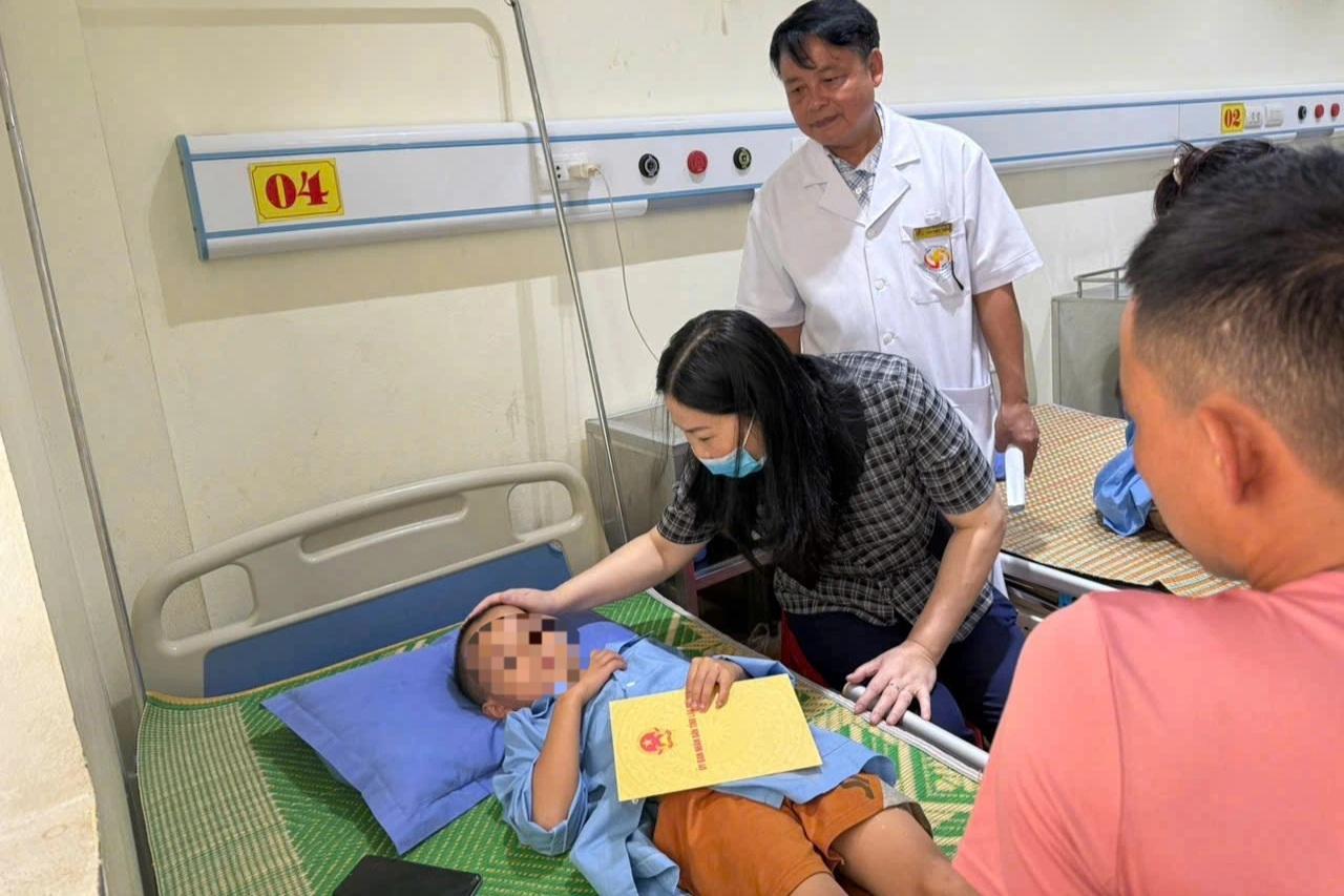 Vụ phó bí thư xã tông nhiều người ở nhà văn hóa: Tài xế có nồng độ cồn