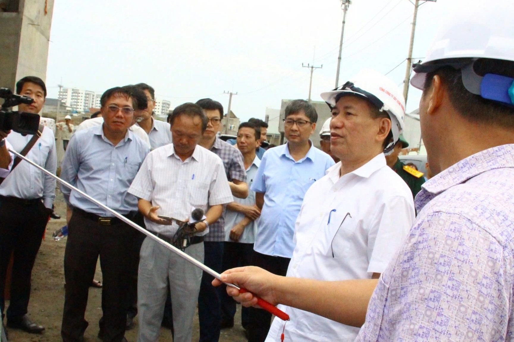 Phó Thủ tướng kiểm tra tiến độ cao tốc kết nối sân bay Long Thành