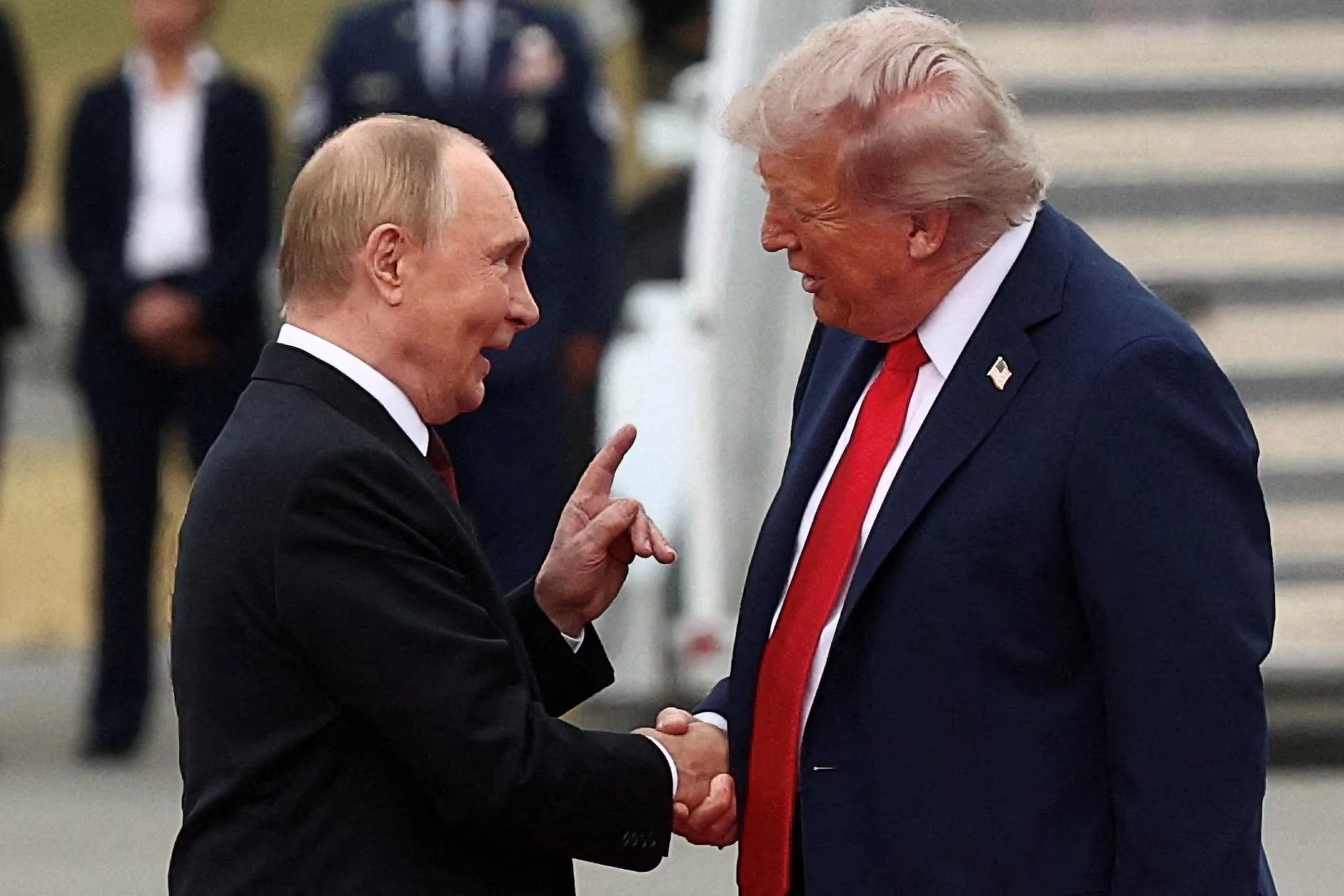 Ông Putin tiết lộ câu đầu tiên nói với ông Trump ở Alaska