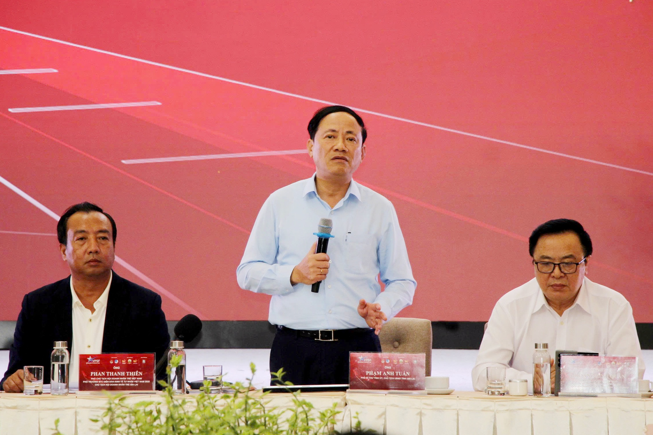 Chủ tịch Gia Lai: "Không còn cơ chế xin - cho tồn tại từ lâu"