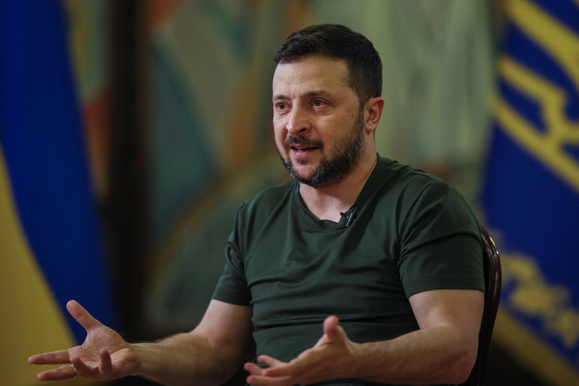 Ông Zelensky đến Mỹ, kêu gọi nhanh chóng khép lại chiến sự