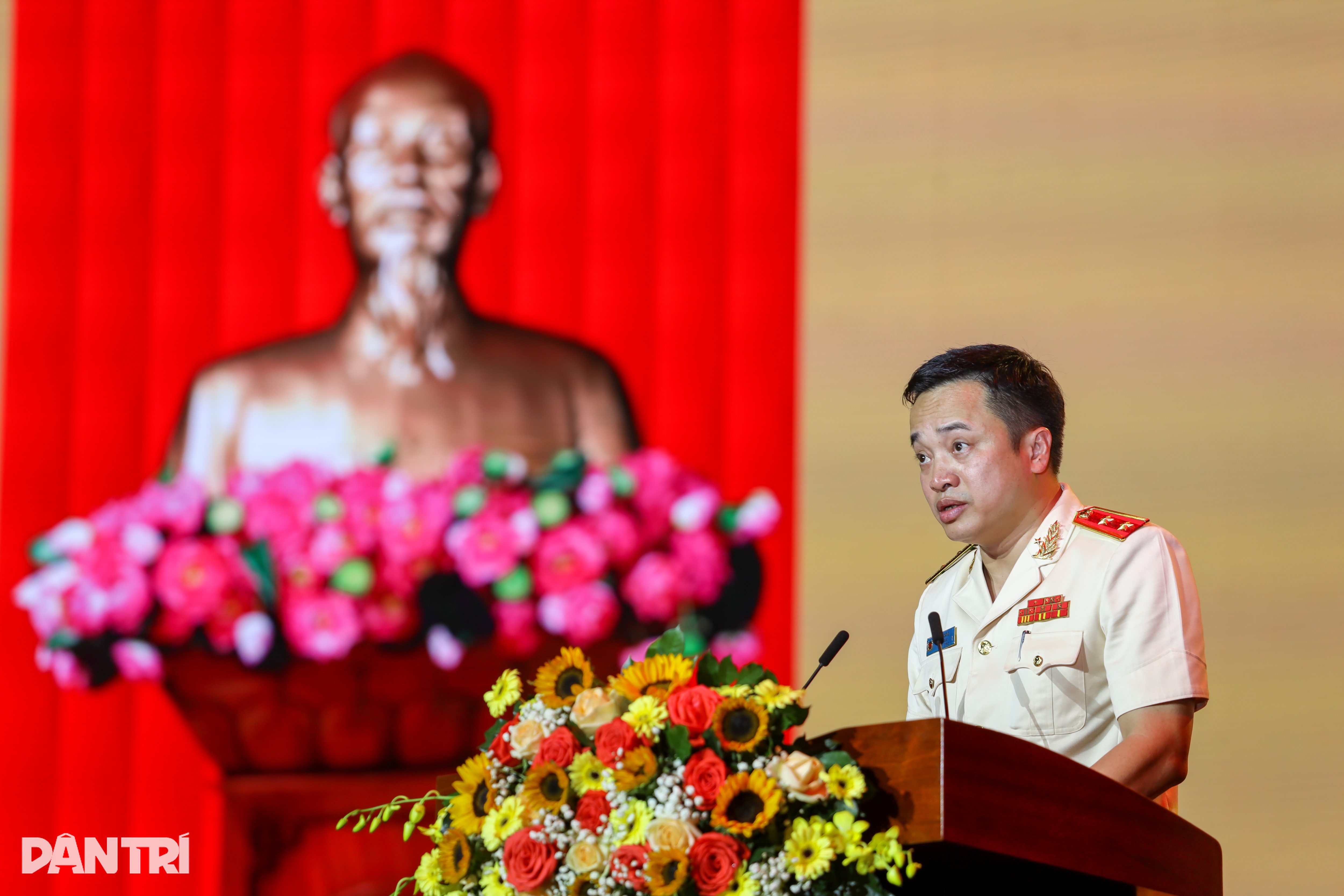Trung tướng Mai Hoàng: Công an TPHCM tiếp nối tinh thần anh hùng cách mạng
