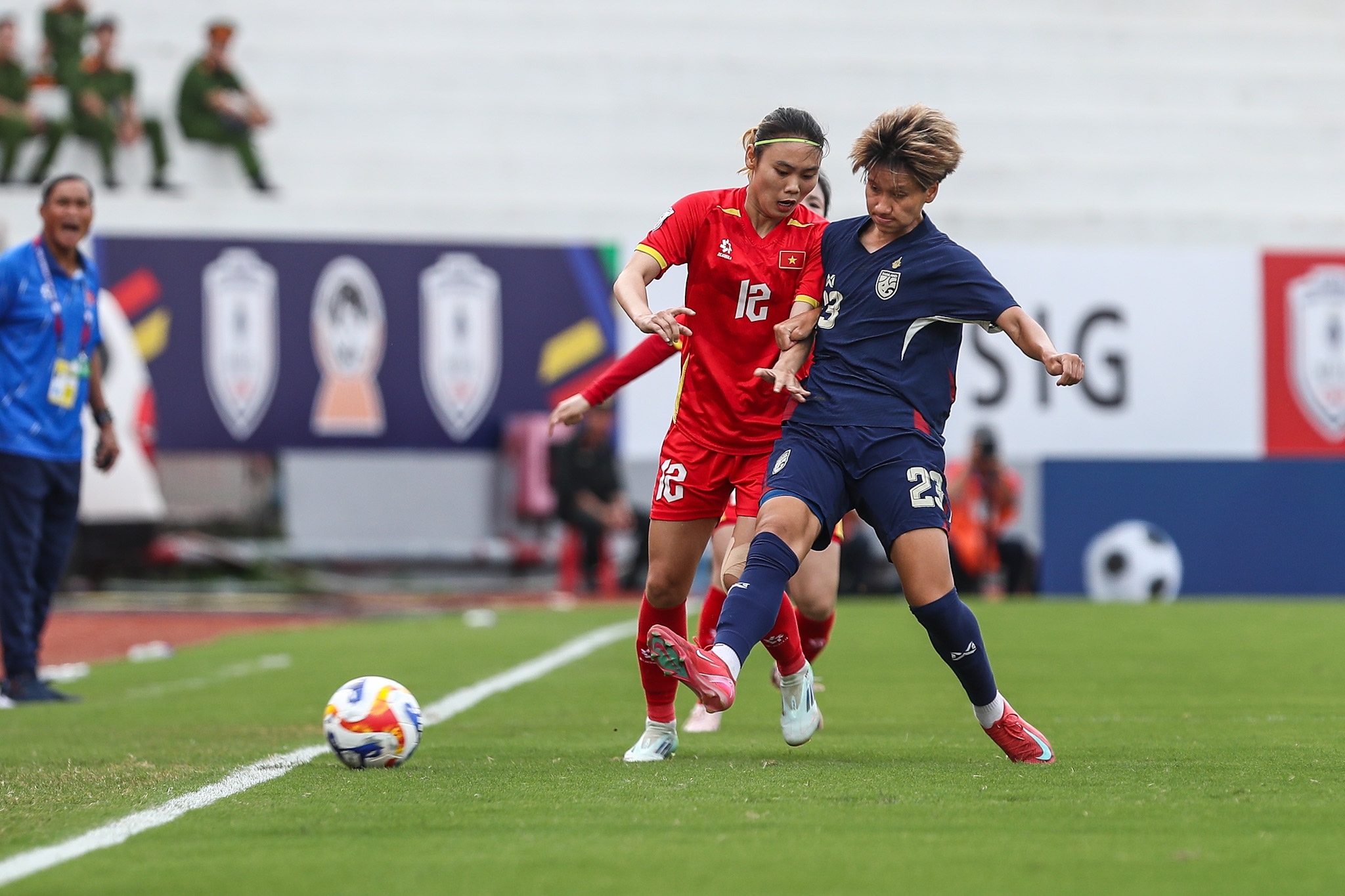 Đội tuyển nữ Việt Nam 0-0 Thái Lan (hiệp 1): Thế trận cân bằng