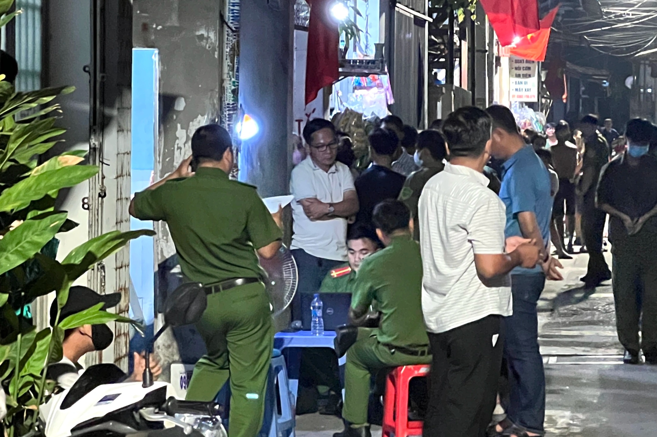 Thi thể nam sinh phân hủy trong phòng trọ ở TPHCM