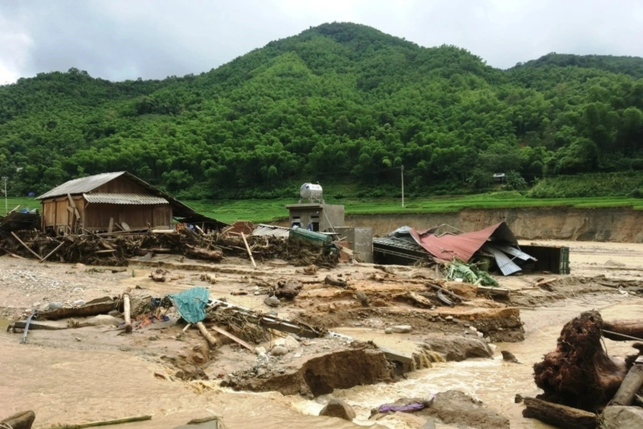 Thanh Hóa công bố tình huống khẩn cấp sạt lở tại xã Na Mèo