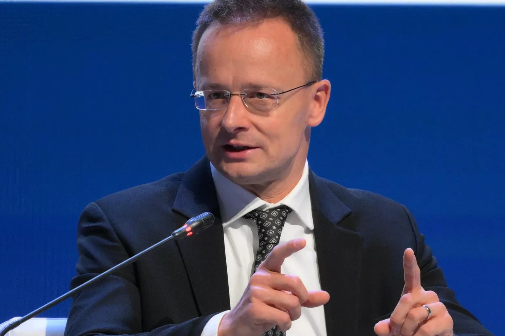 Hungary nói sẵn sàng đăng cai thượng đỉnh Nga - Mỹ - Ukraine