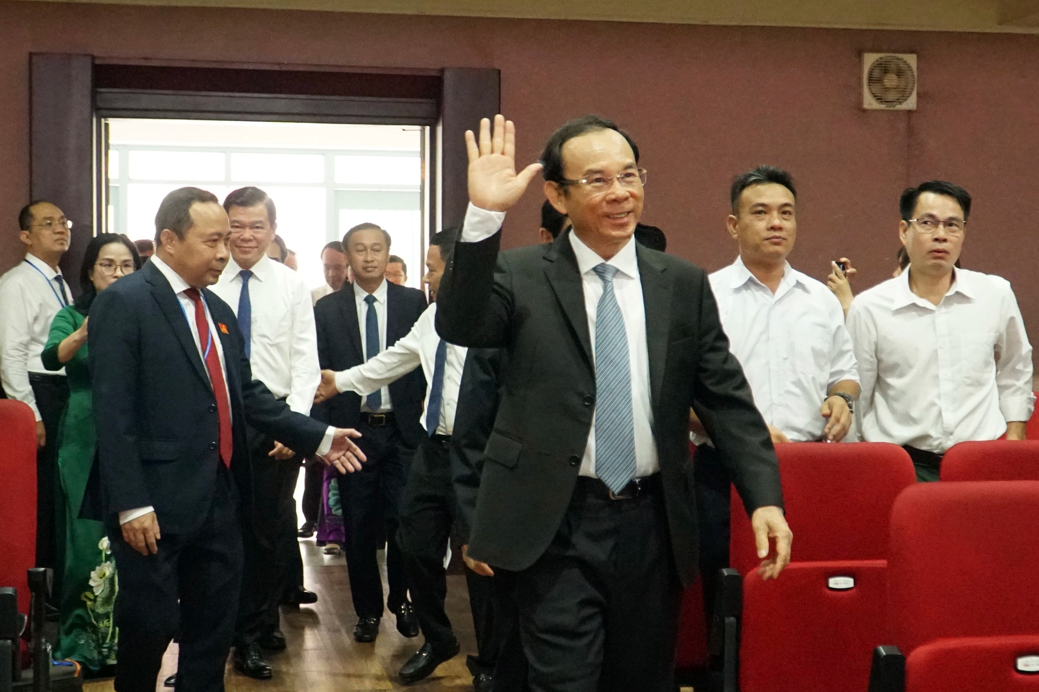 Bí thư Nguyễn Văn Nên dự Đại hội Đảng bộ Đại học Quốc gia TPHCM