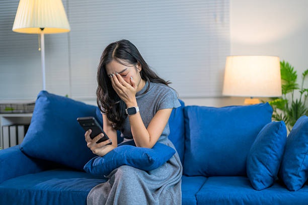 Bất ngờ nhận cuộc gọi lúc nửa đêm, tôi lập tức xóa đơn ly hôn với chồng