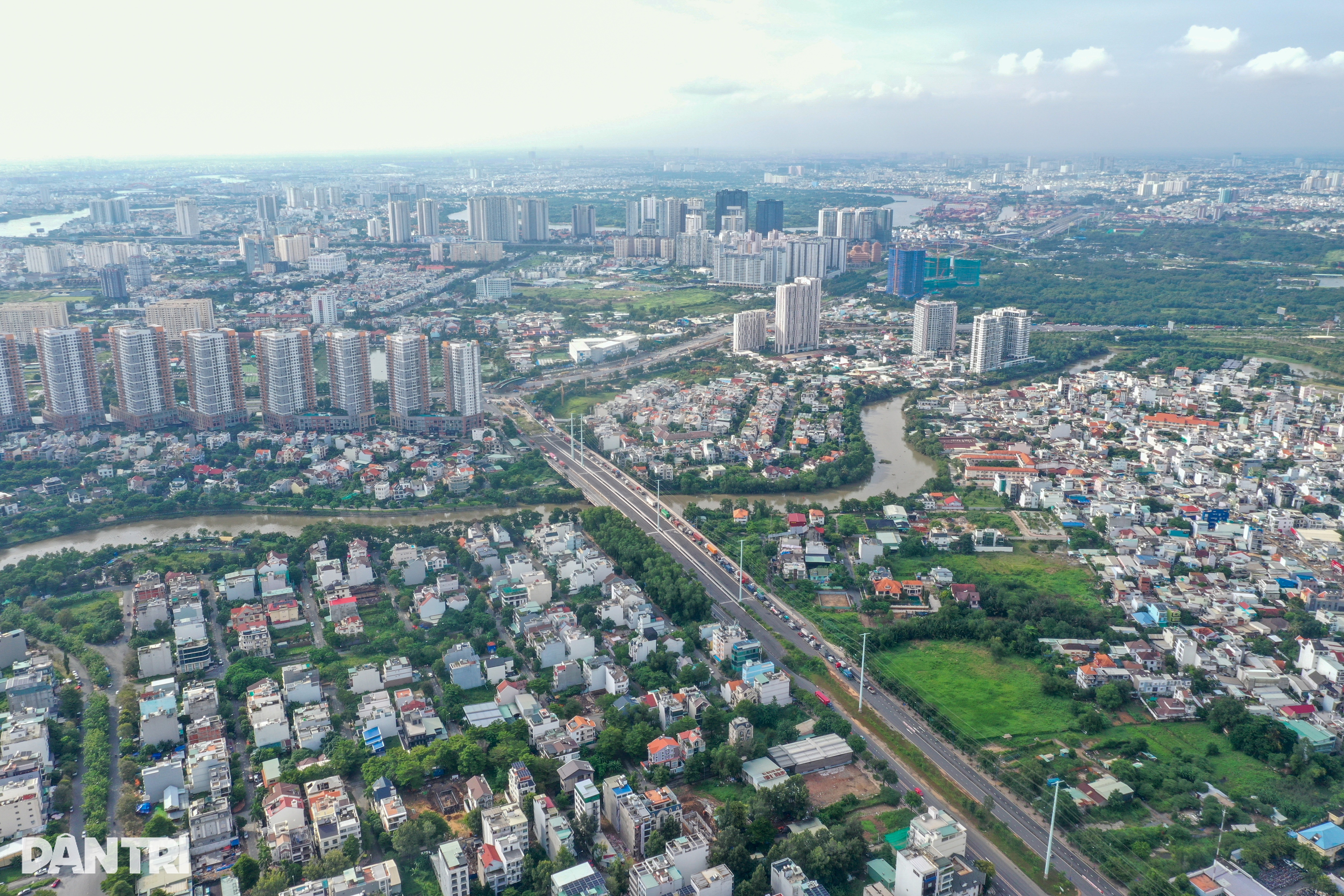 Giá căn hộ TPHCM chưa giảm sau sáp nhập