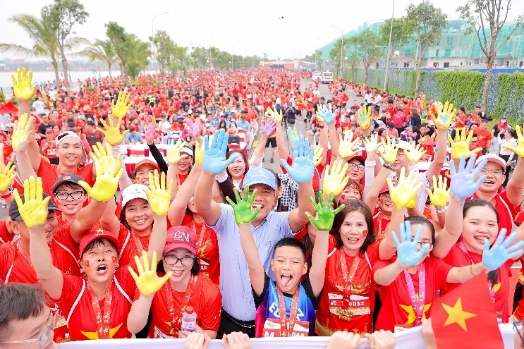 Hơn 21.000 người tham gia đường chạy “Việt Nam tôi đó”