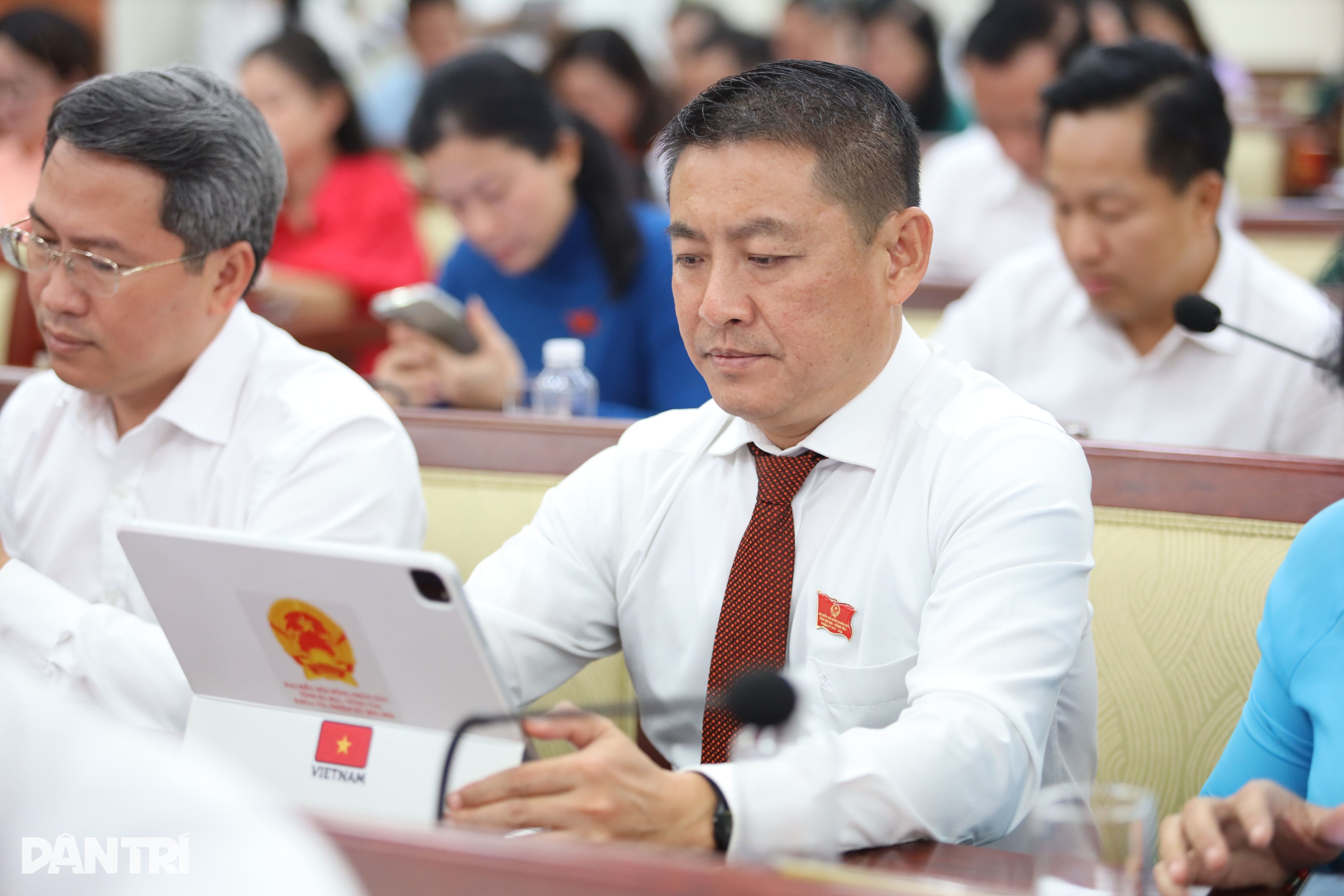 Nhiều chính sách gỡ nút thắt được HĐND TPHCM thông qua