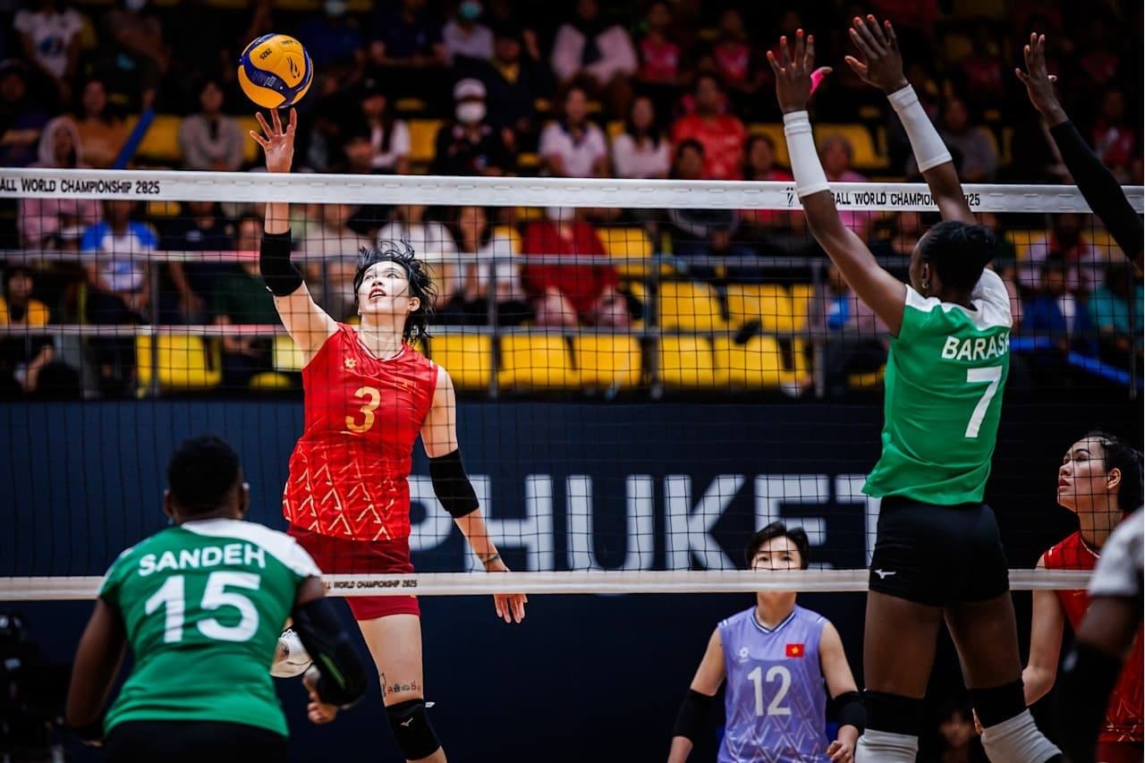 FIVB bình luận khi bóng chuyền nữ Việt Nam chia tay giải thế giới