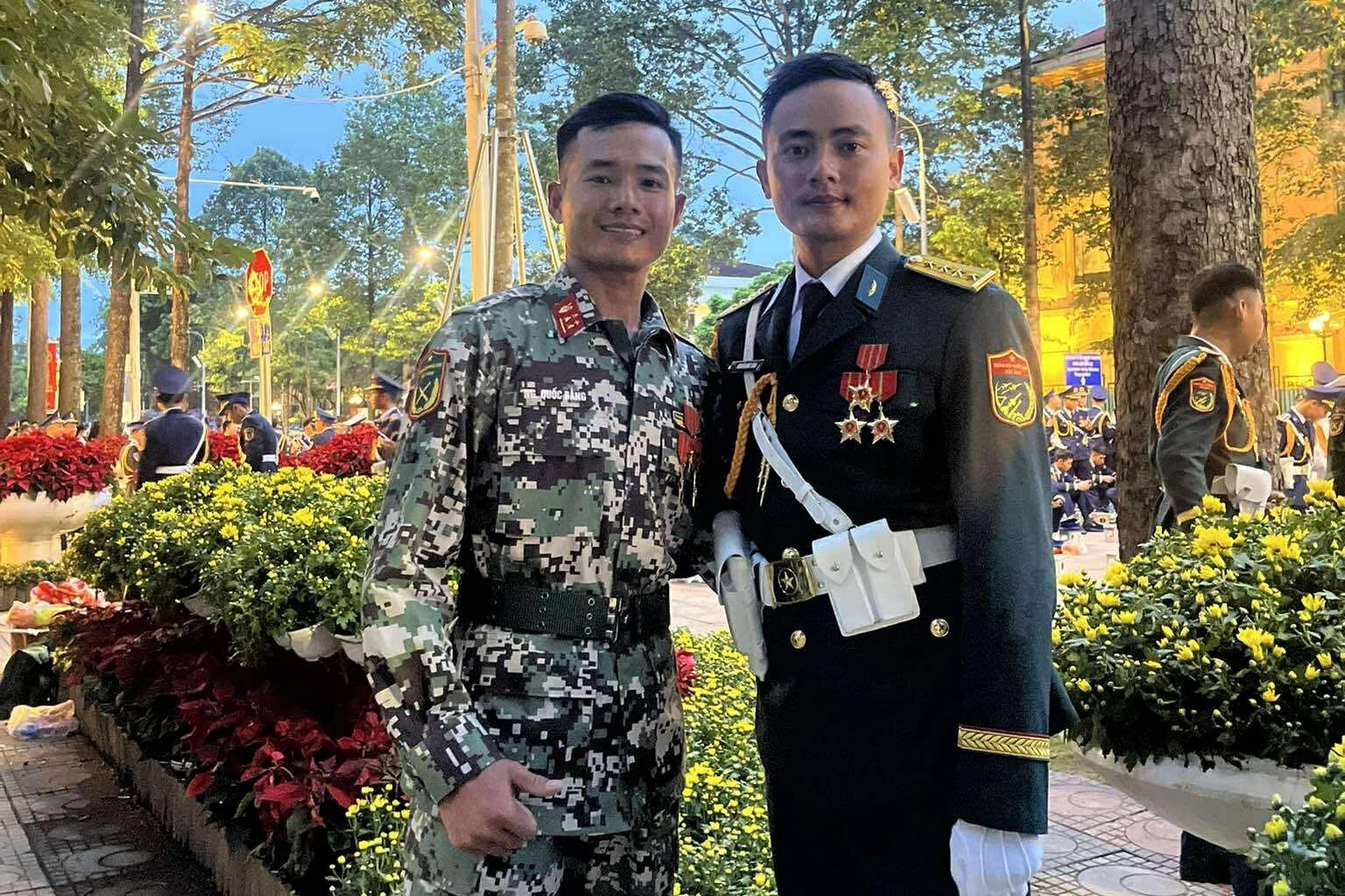 Anh em ruột ở Nghệ An cùng góp mặt trong đội hình diễu binh A80