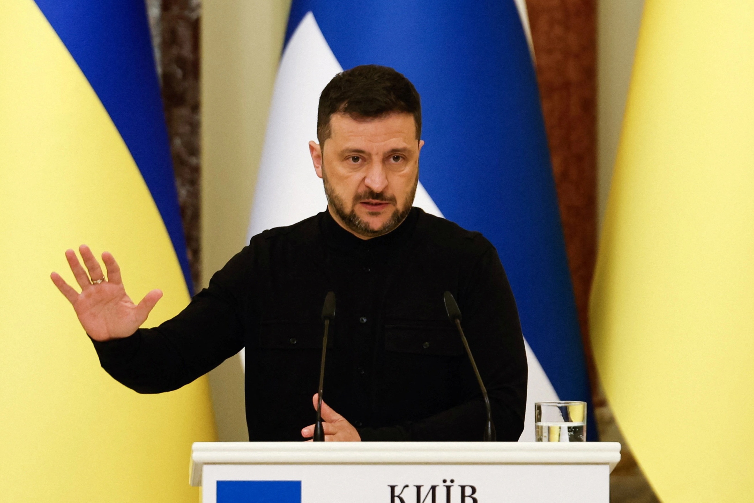 Tổng thống Ukraine hé lộ kế hoạch hòa bình 20 điểm giúp chấm dứt xung đột