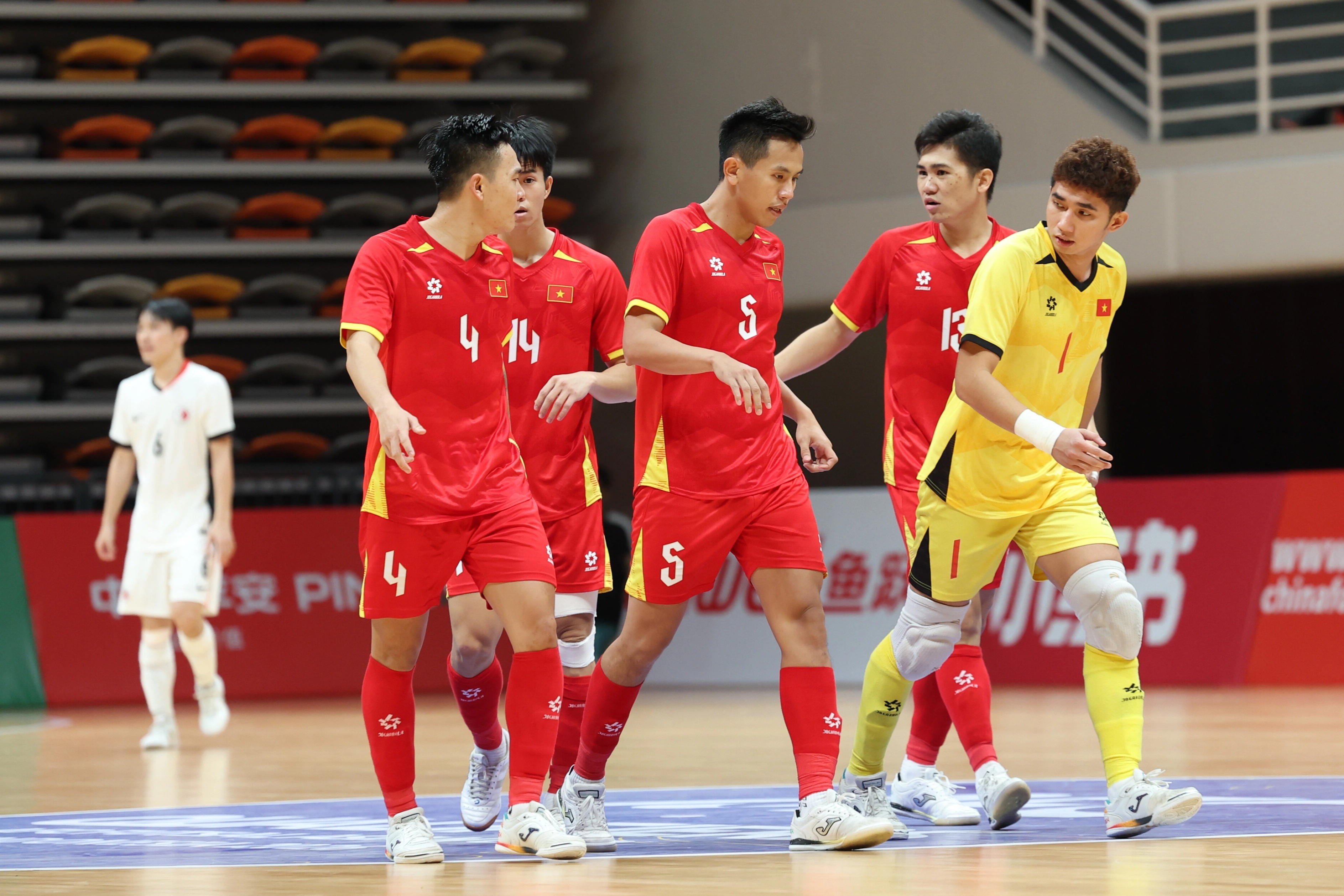 AFC bình luận khi tuyển futsal Việt Nam đại thắng 9 bàn