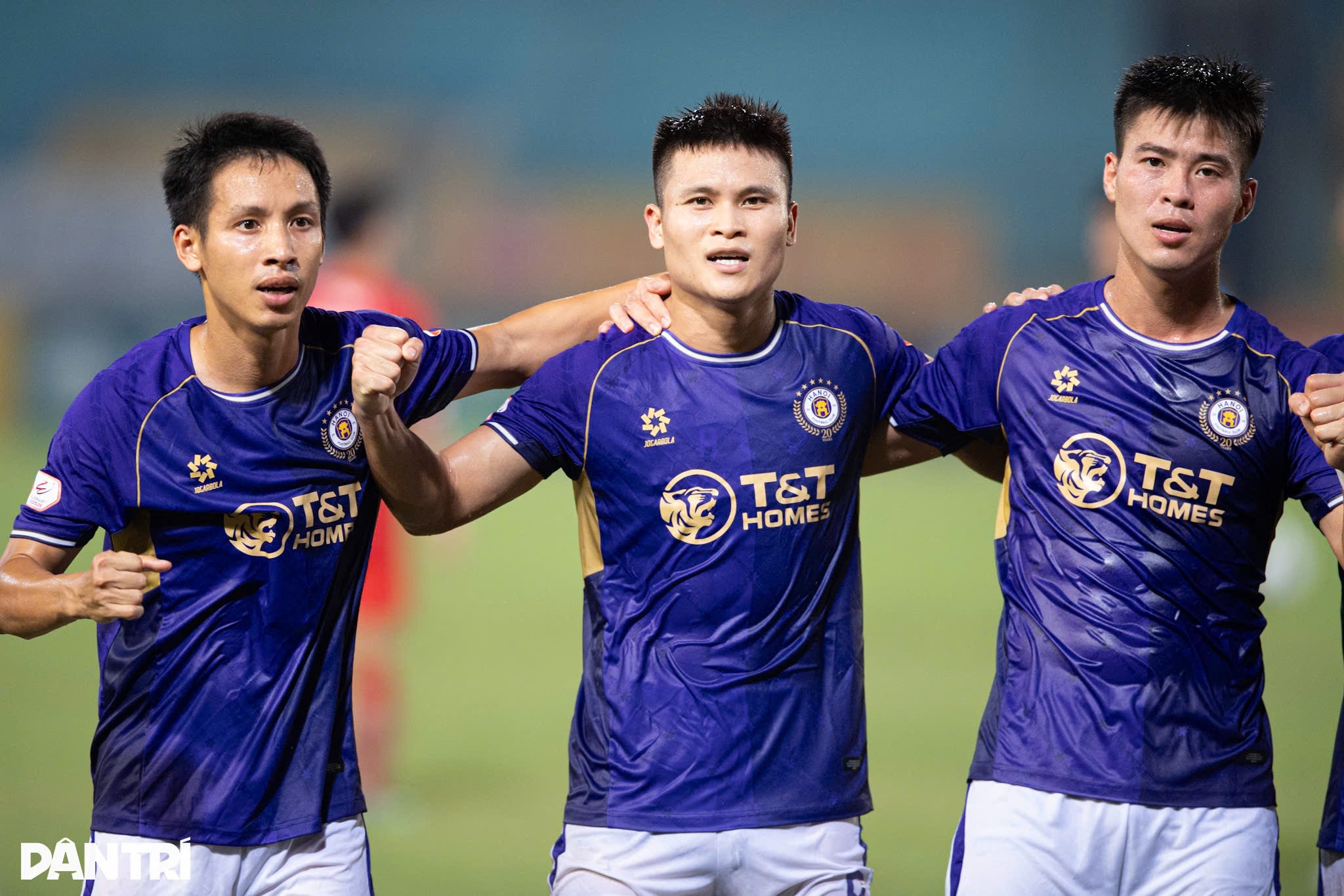 Tuấn Hải ghi bàn, Hà Nội FC vẫn hòa thất vọng trước Thể Công Viettel