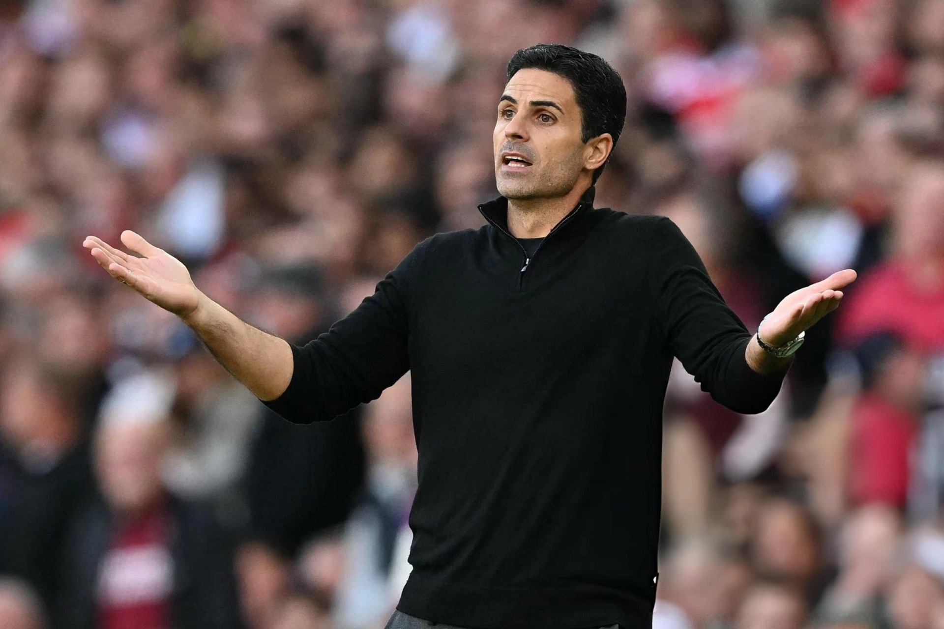 HLV Arteta tự hào về kỷ lục của Arsenal trước Man City