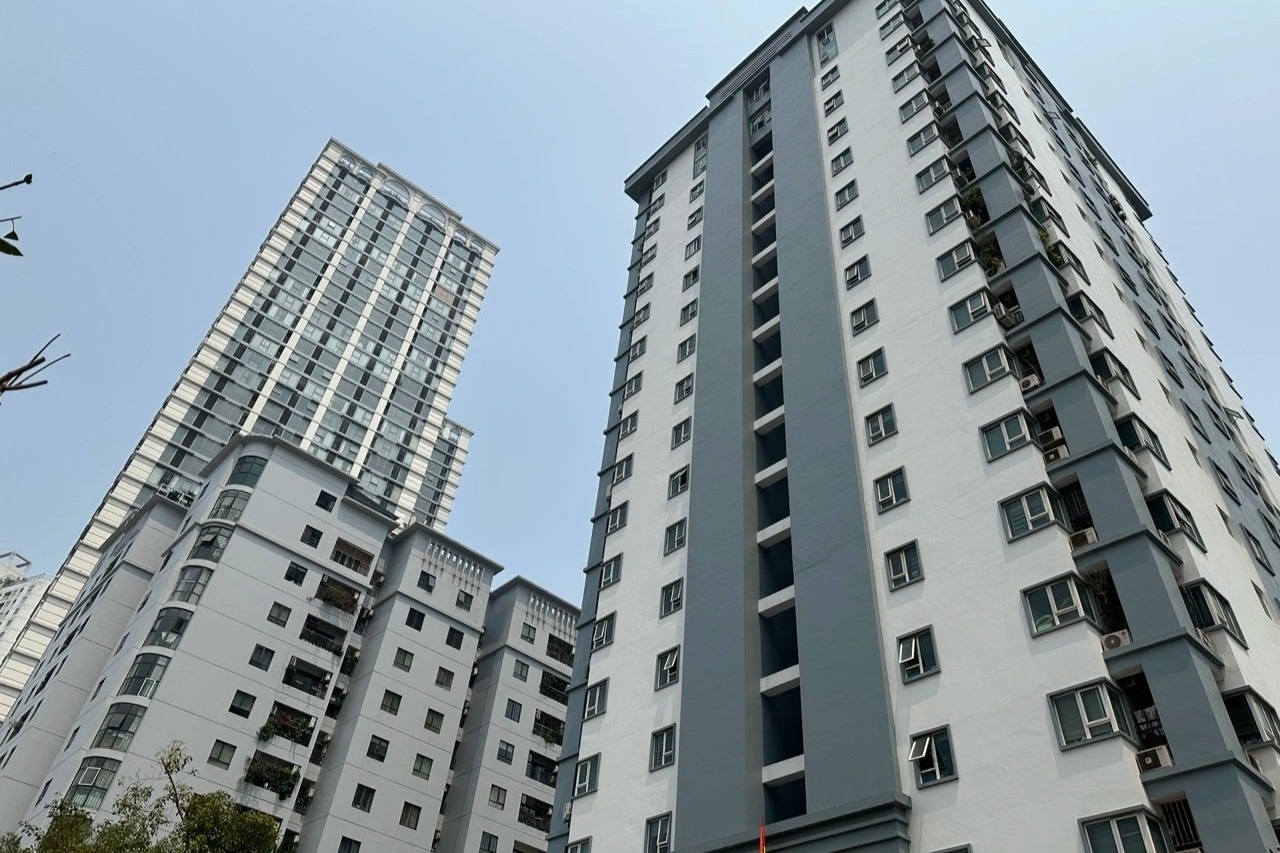 Giá chung cư Hà Nội tăng gấp 3 lần sau 10 năm, giấc mơ an cư thêm xa vời