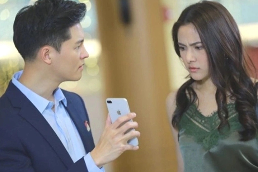 Bạn trai cũ bất ngờ tìm gặp, tôi sợ bí mật mình giấu chồng bị bại lộ