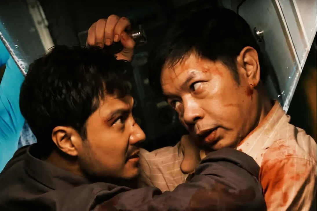 “Tử chiến trên không” vượt mốc 100 tỷ đồng sau 5 ngày công chiếu