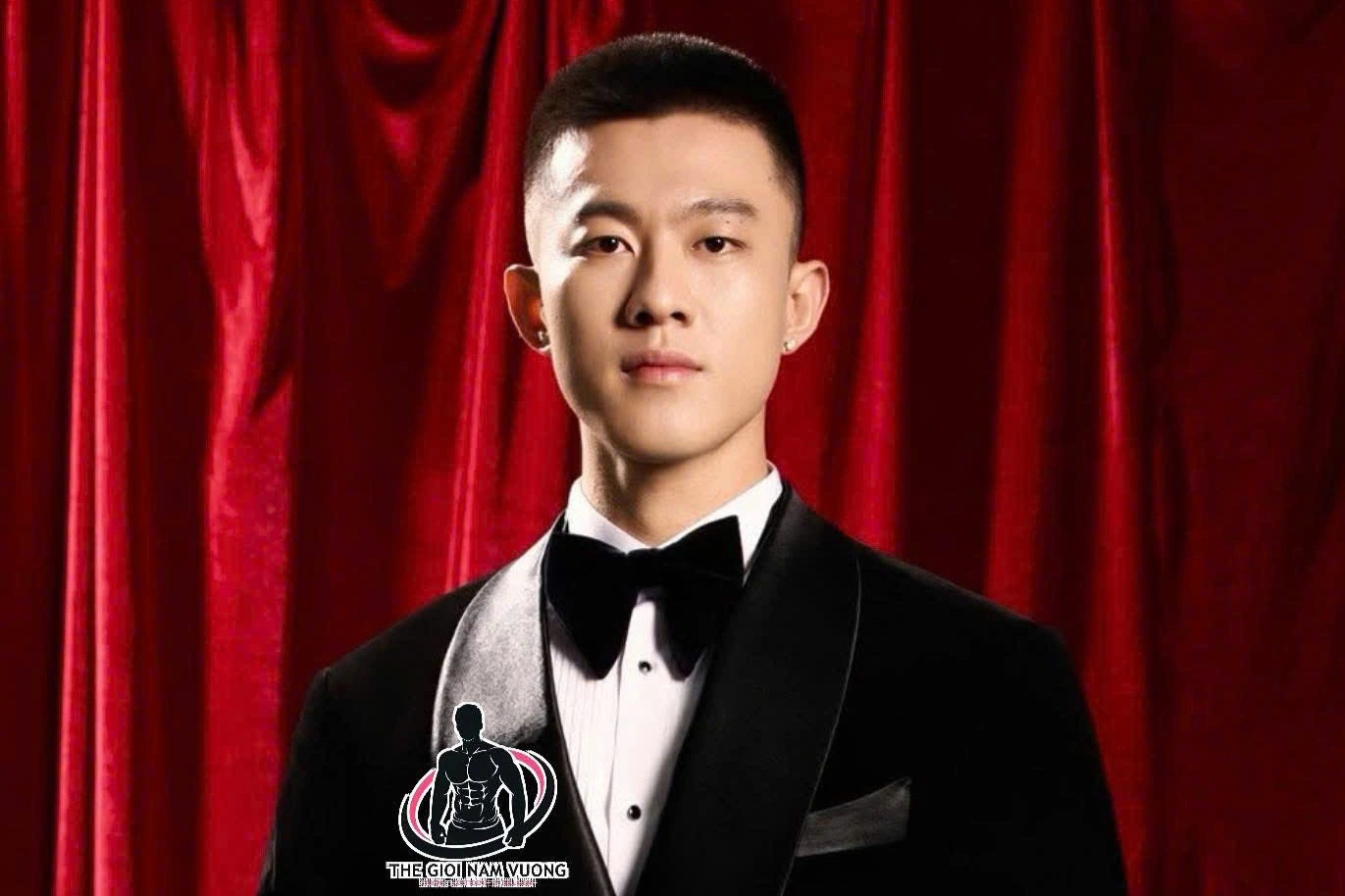 Đoàn Công Vinh đạt top 10 Nam vương Quốc tế, đi thi tiếp Nam vương Toàn cầu