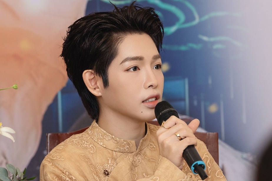 Đức Phúc lên tiếng trước thông tin chưa kiểm chứng từ truyền thông quốc tế