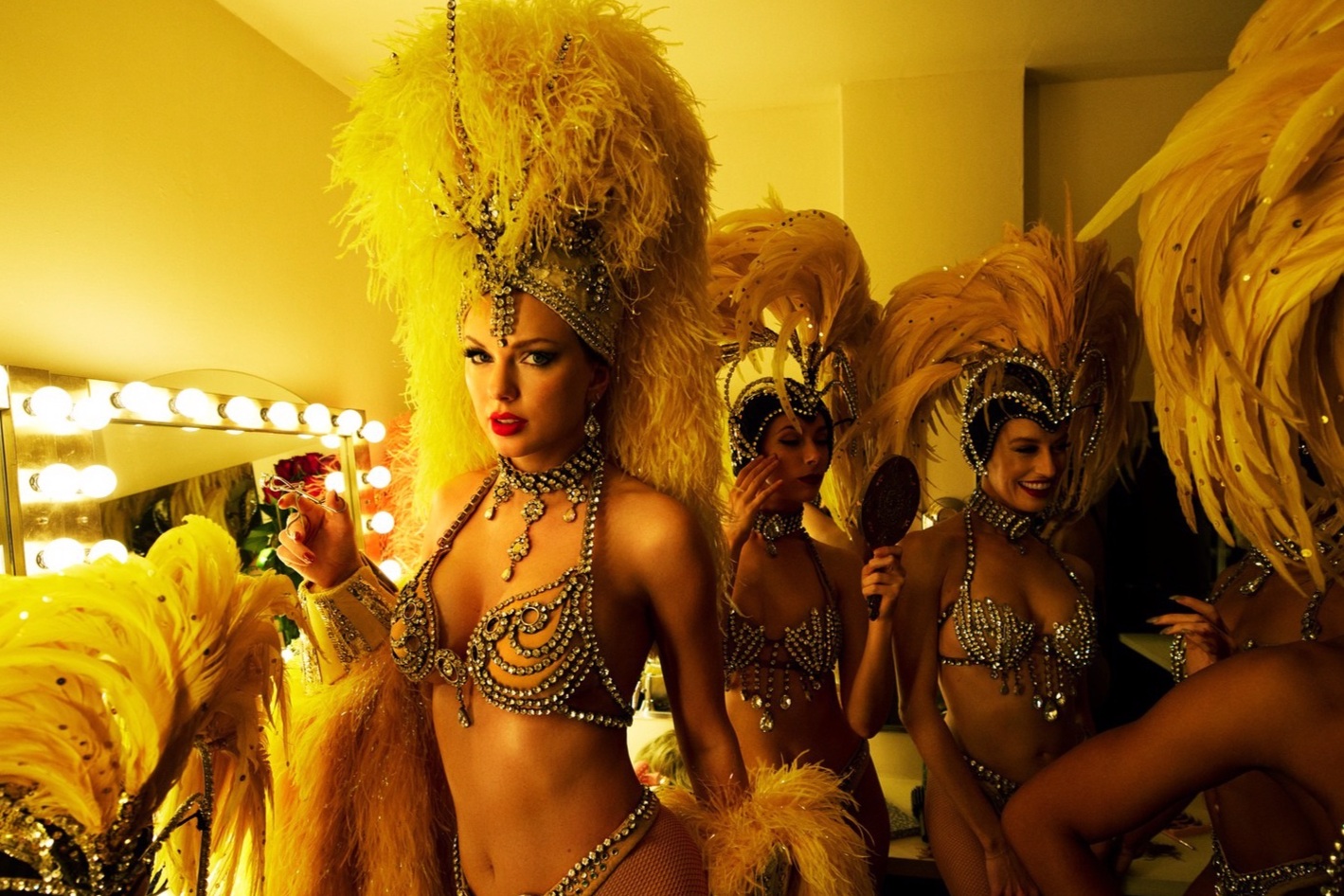 Album mới của Taylor Swift được khen bắt tai, phá cách, ca từ táo bạo