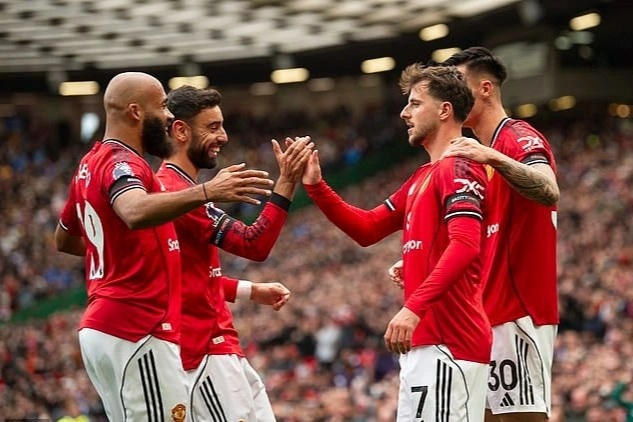 Tranh cãi Man Utd thoát phạt đền, Ban tổ chức Premier League lên tiếng