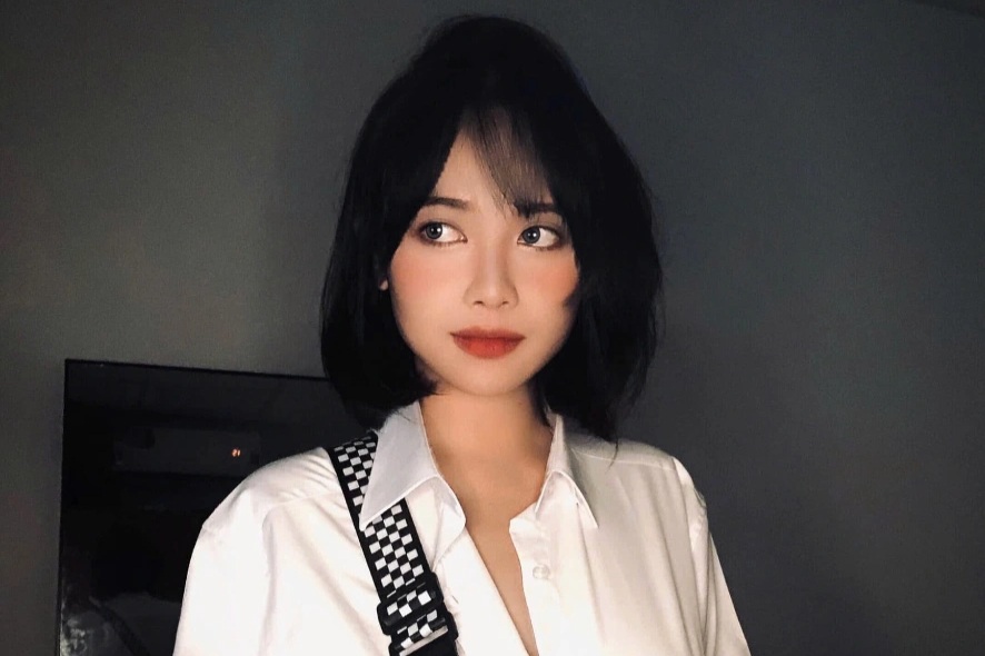 M Naive gây chú ý khi hát nhạc phim "Tử chiến trên không"