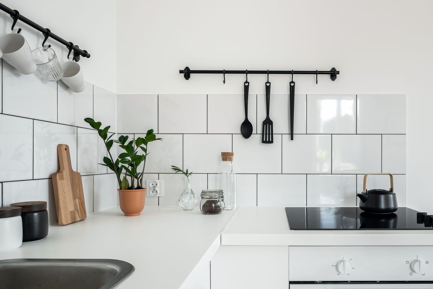 Mẹo hay giúp dọn dẹp căn bếp sạch bong chỉ trong một giờ