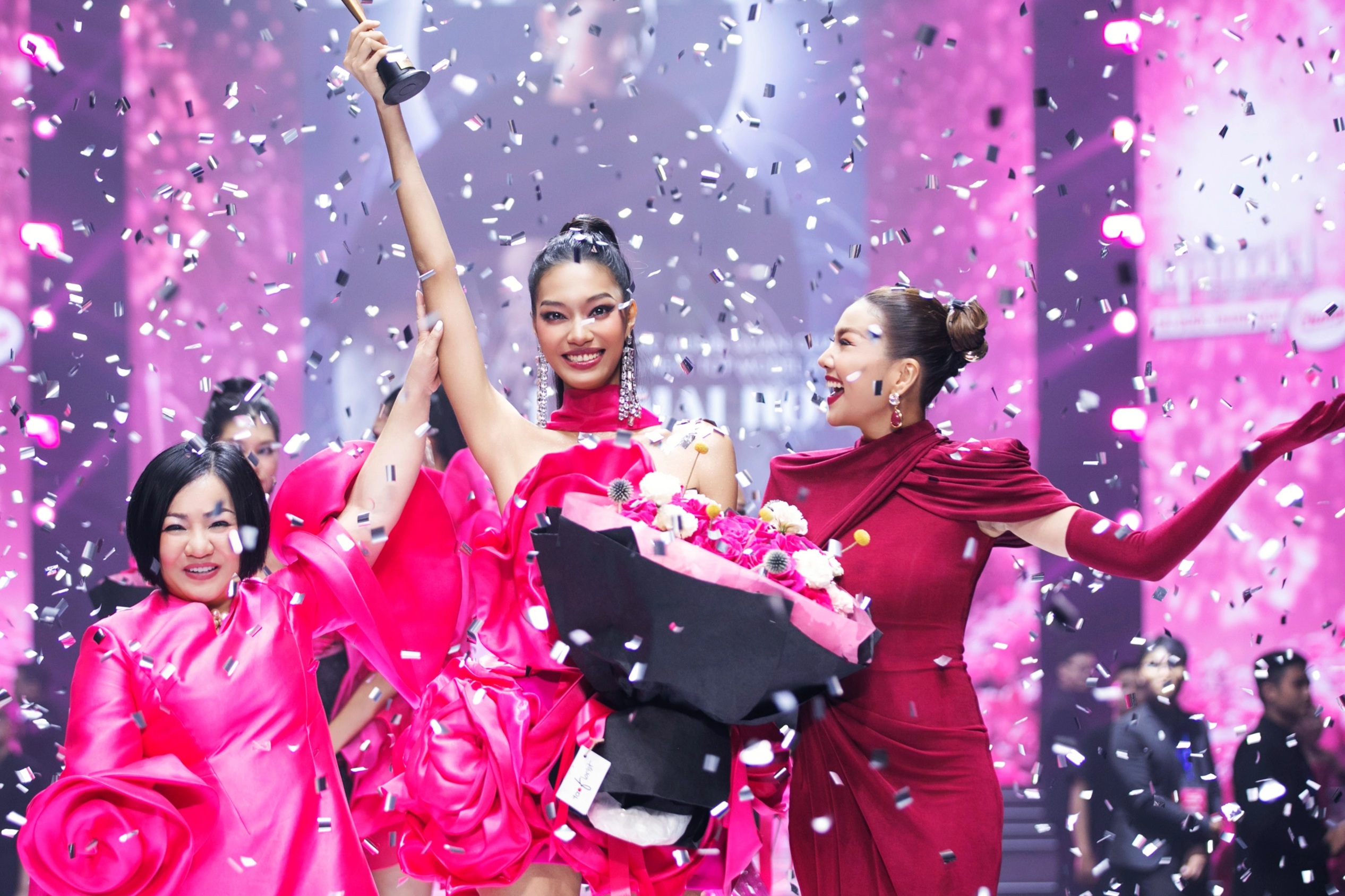 Cô gái cao 1,84m giành ngôi Quán quân Vietnam’s Next Top Model 2025