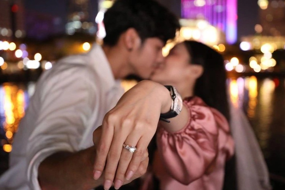 Mua nhẫn 15 triệu đồng, tôi hào hứng cầu hôn thì bạn gái nói một câu