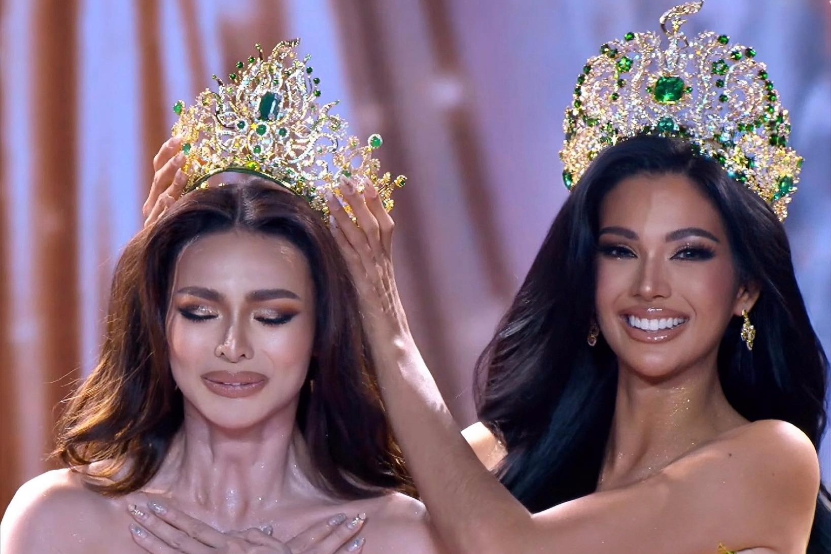 Người đẹp Philippines đăng quang Hoa hậu Hòa bình Quốc tế 2025