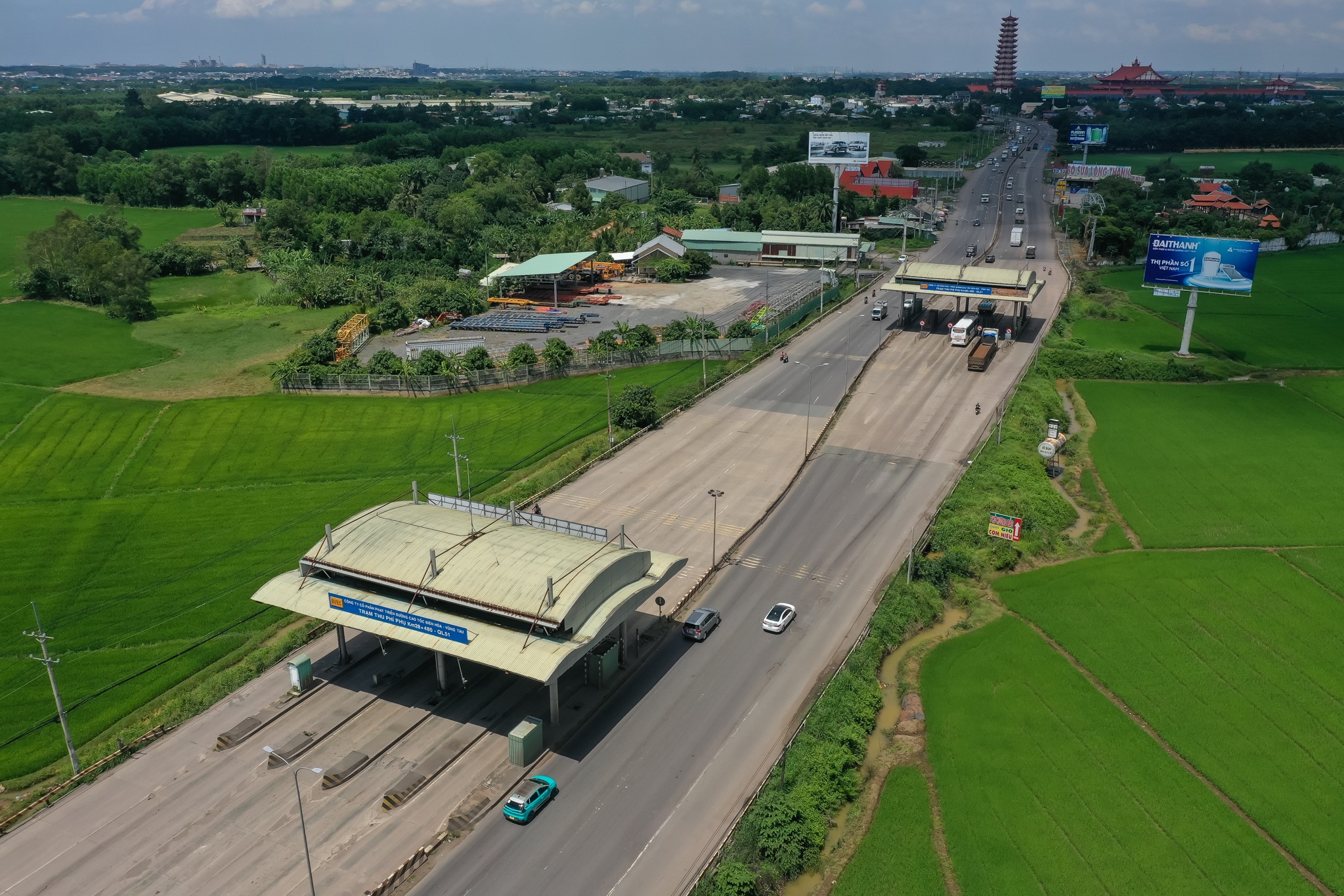 Đồng Nai khiến nghị Bộ Xây dựng chỉ đạo tháo dỡ trạm thu phí tại quốc lộ 51