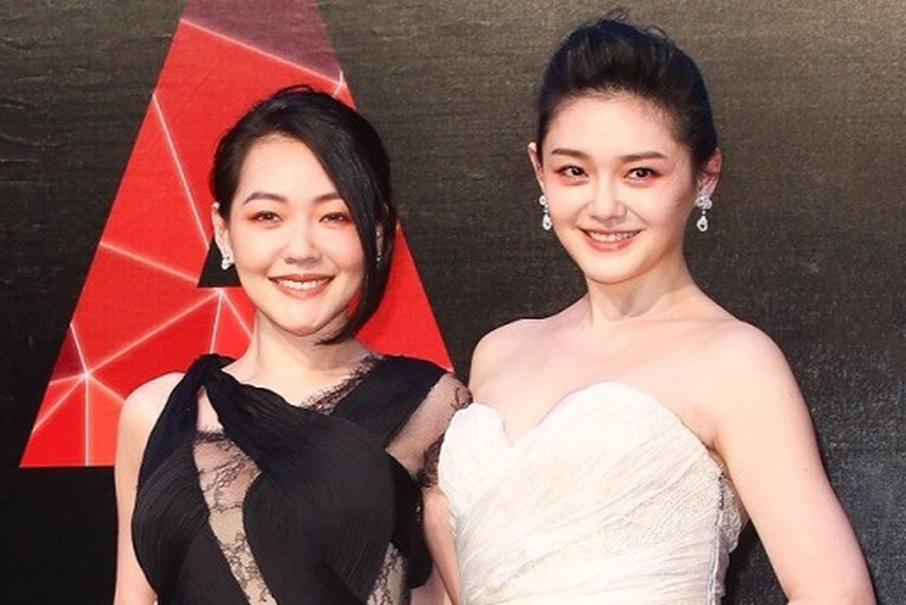 Em gái đeo vòng cổ có tro cốt của nữ diễn viên Từ Hy Viên