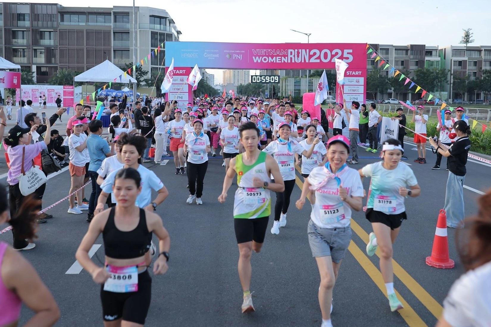 PNJ cùng Vietnam Women Run 2025 lan tỏa thông điệp “Sống đẹp” tới cộng đồng