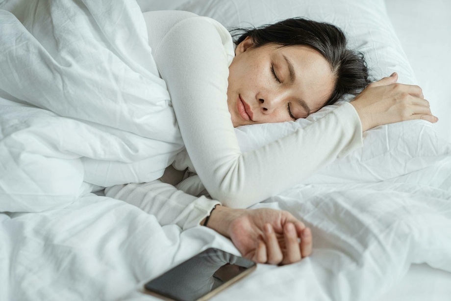 Tìm ra thời điểm đi ngủ tốt nhất cho tim, giảm nguy cơ đột quỵ