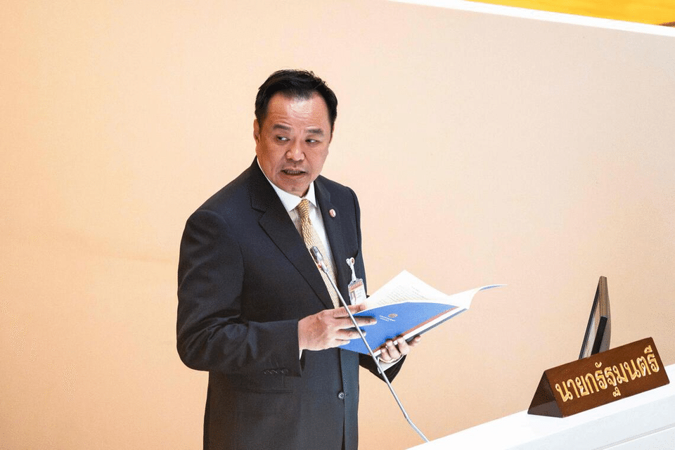 Thủ tướng Thái Lan hoãn đến Malaysia ký thỏa thuận ngừng bắn với Campuchia