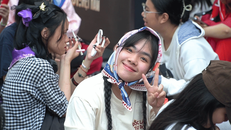 Khán giả háo hức đổ về TPHCM trước giờ diễn ra “Tôi! Người Việt Nam”