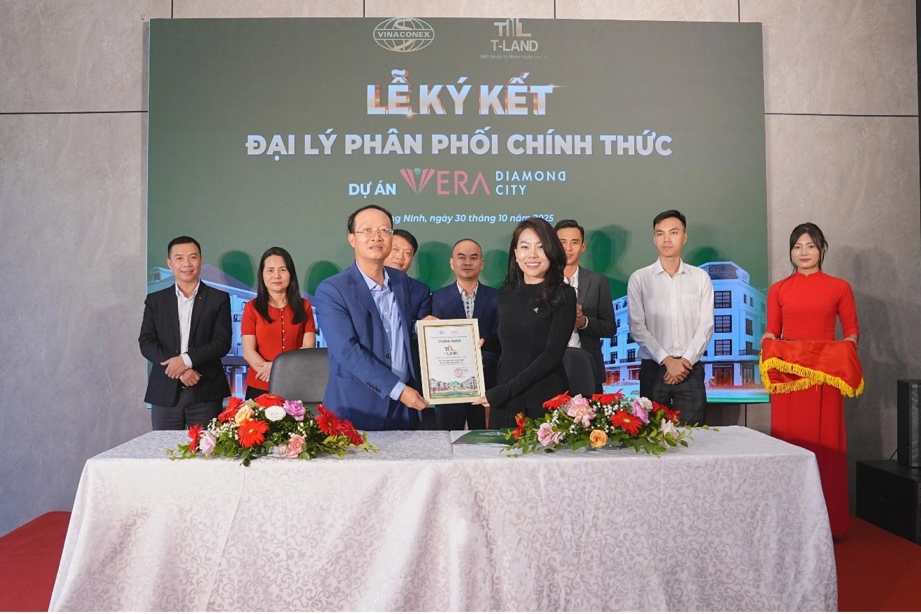Lễ ký kết với các đại lý phân phối dự án Vera Diamond City Quảng Ninh