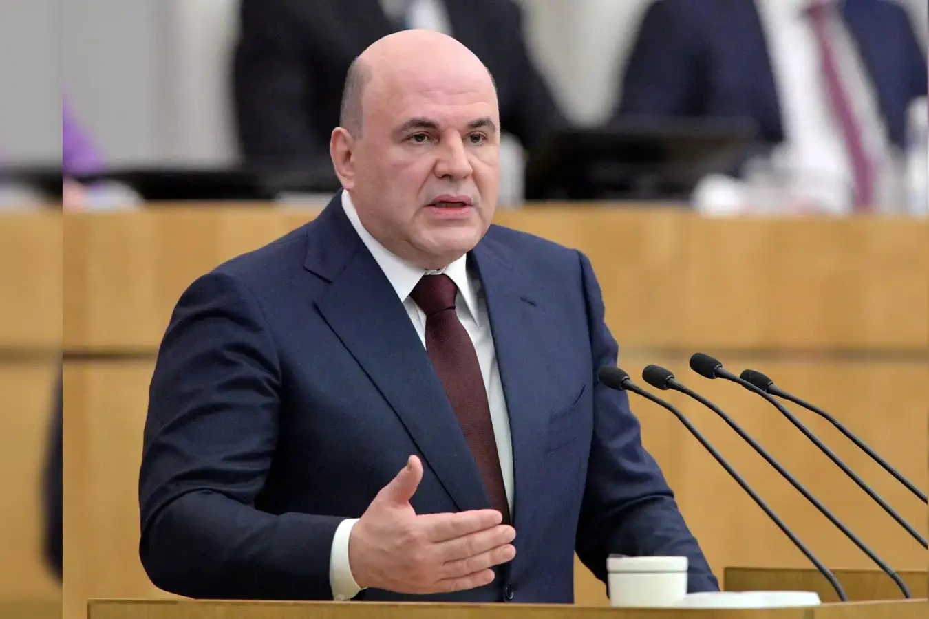 Thủ tướng Nga bắt đầu chuyến thăm "rất quan trọng" tới Trung Quốc