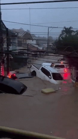Bão Kalmaegi đổ bộ, Philippines cảnh báo tình hình đáng lo ngại