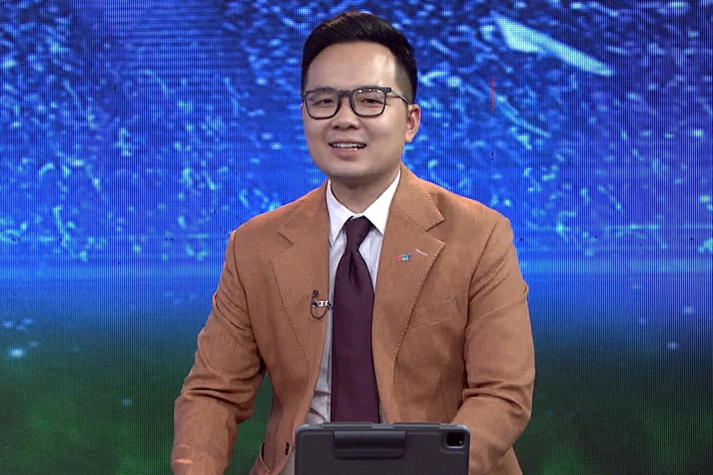 BLV Quang Việt rời VTV sau 14 năm gắn bó