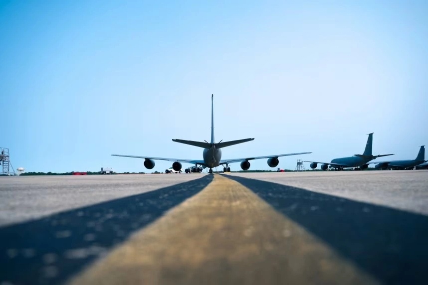 Nhập viện vì gói hàng khả nghi gửi đến căn cứ không quân Mỹ