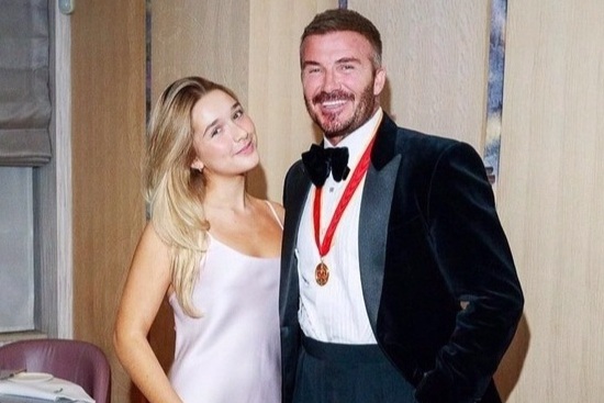 Nỗi buồn trong ngày phong tước Hiệp sĩ của David Beckham