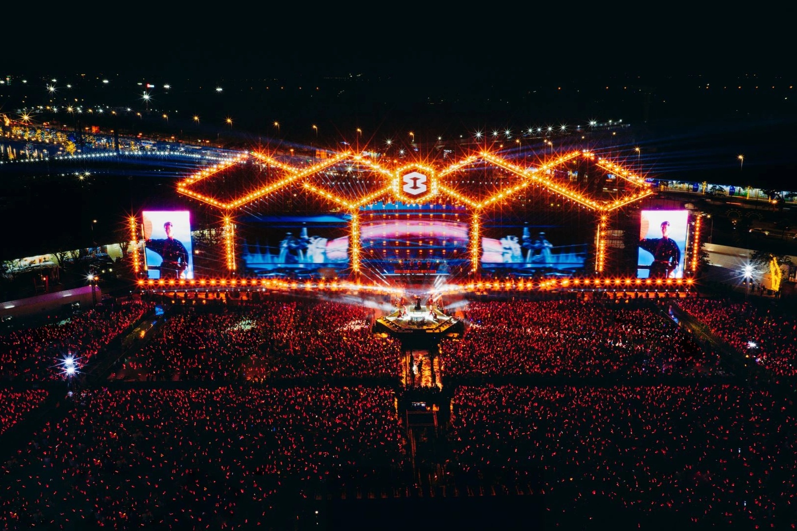 Vingroup công bố trụ cột văn hóa - Kiến tạo không gian nghệ thuật tầm cỡ quốc tế