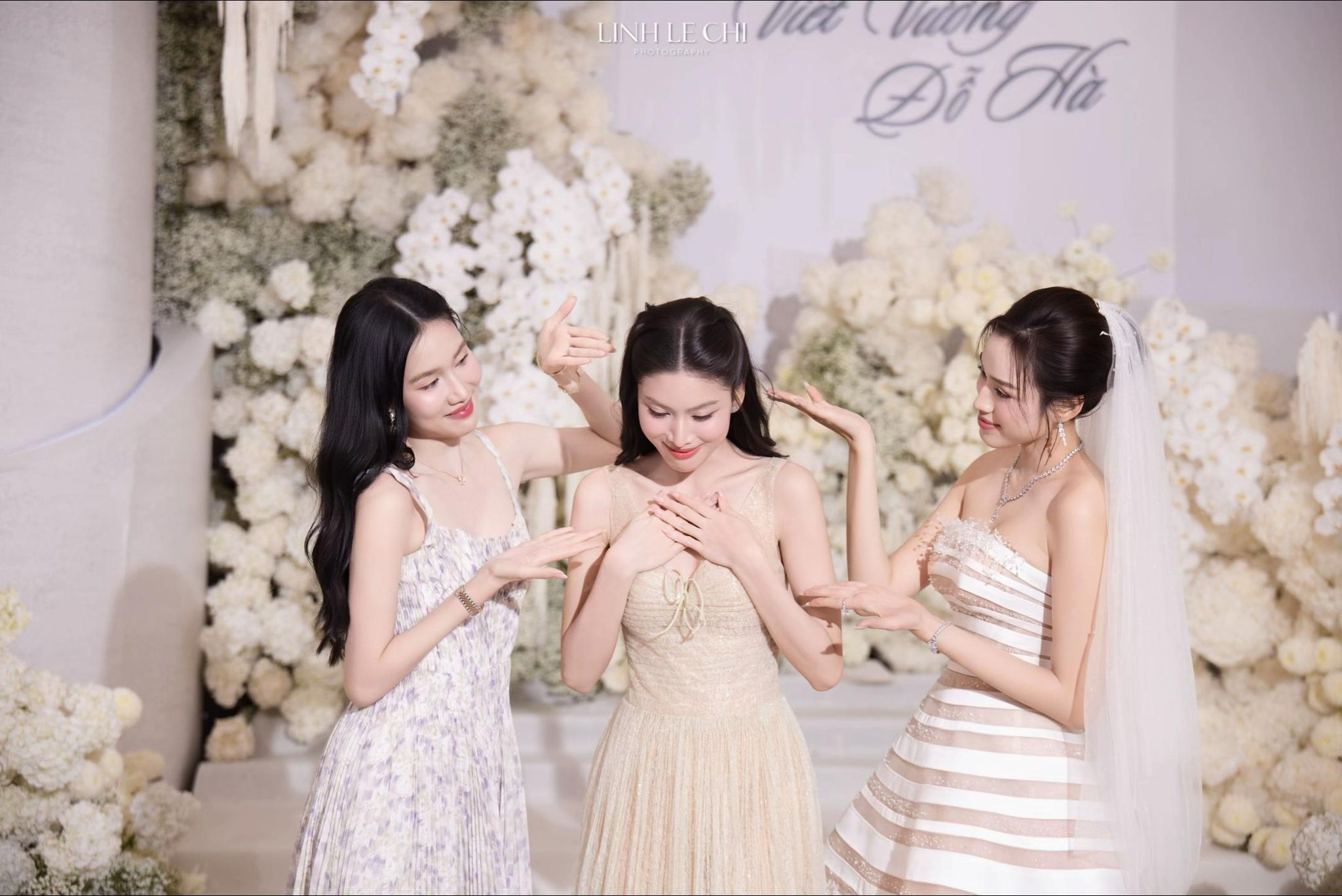 5 năm sau Hoa hậu Việt Nam: Đỗ Thị Hà lấy thiếu gia, hai á hậu giờ ra sao?