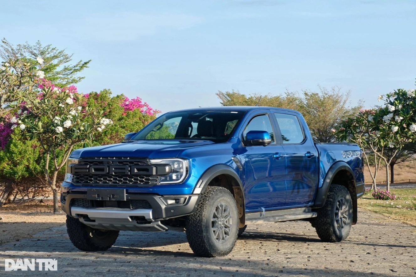 Loạt xe bán chạy nhất phân khúc nhưng vẫn giảm giá mạnh trong tháng 11